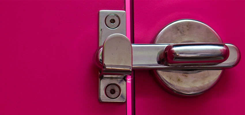 Childproof Gate Lock in Castro Valley, California