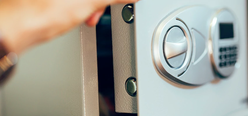 Fingerprint Safe Openers in Castro Valley, CA